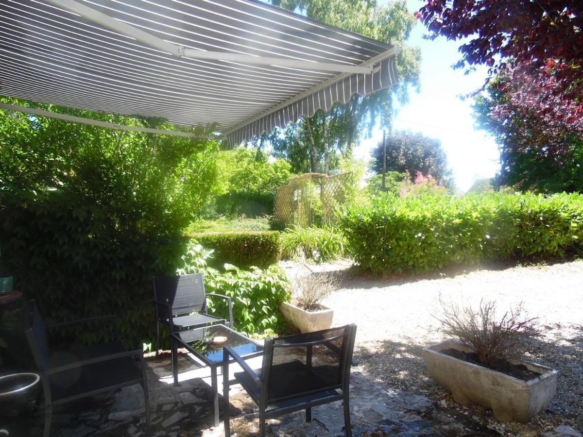 Le Clos Des Tuileries Montholon Eksteriør billede